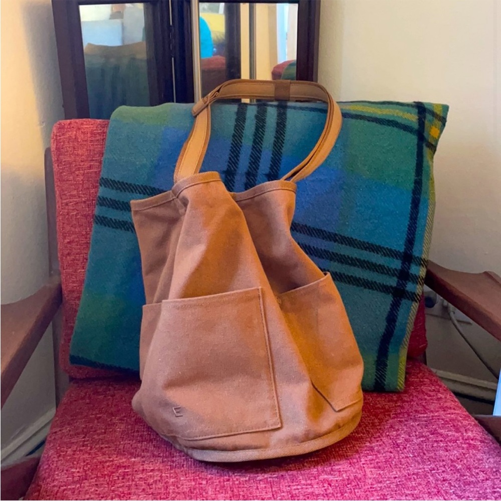 Everlane lantern bag